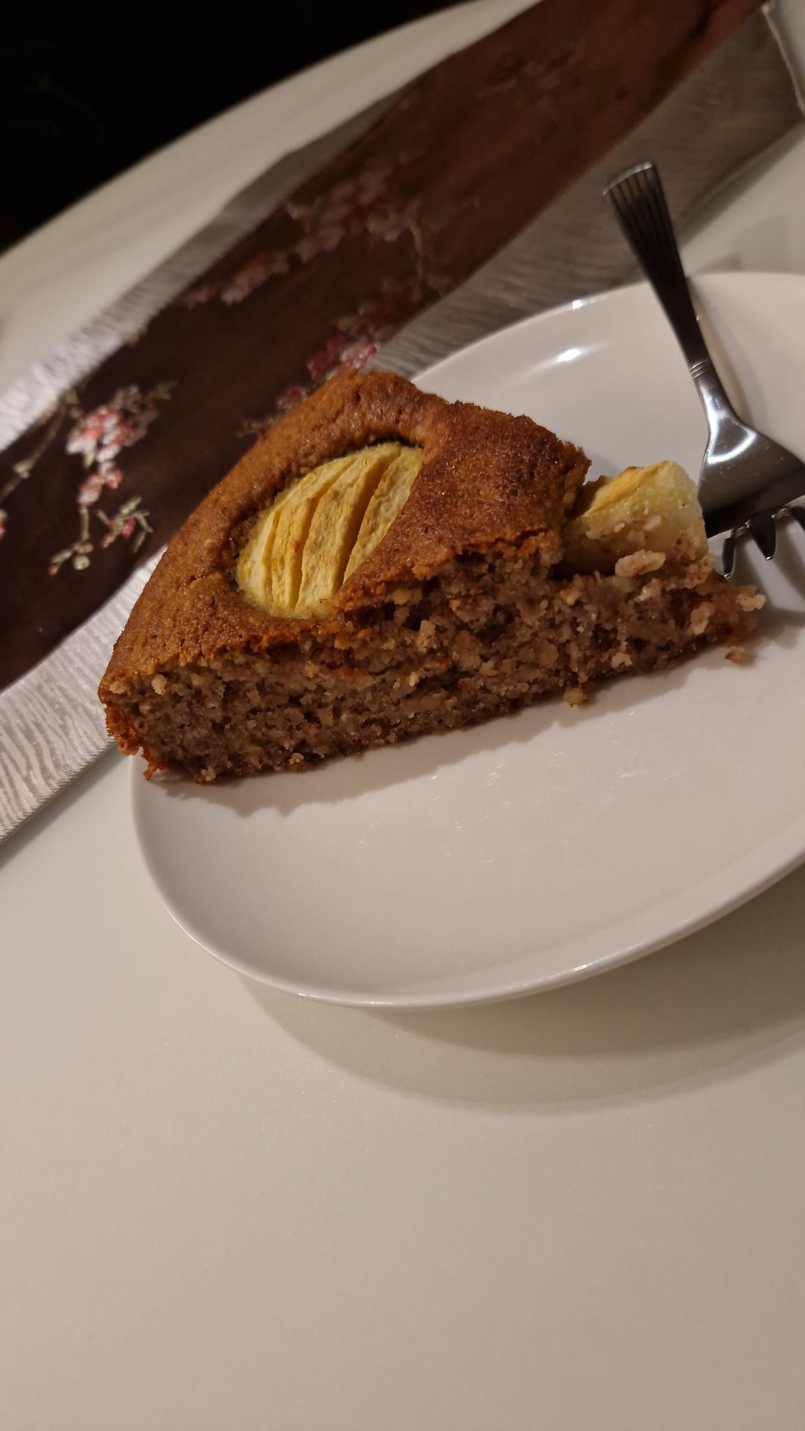 Marroni-Apfel Kuchen 2025